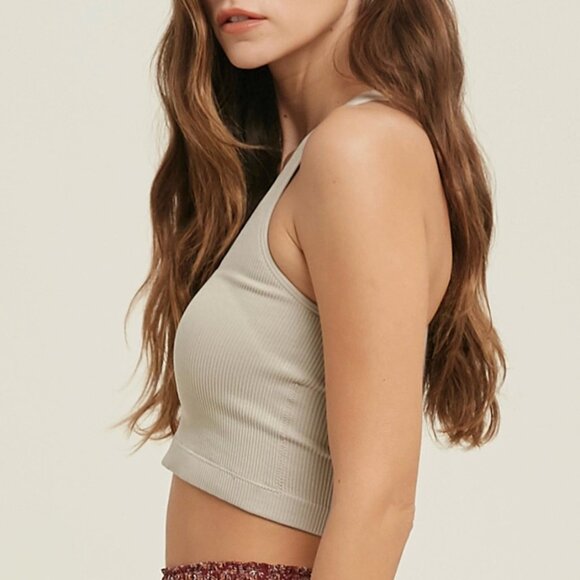 Seamless Racerback Bralette, Cropped, Champagne Color Bralette, Comfy, Bra, NWOT - Picture 3 of 3